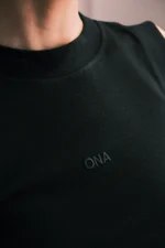 Majica Ina - Crna - Slika 2